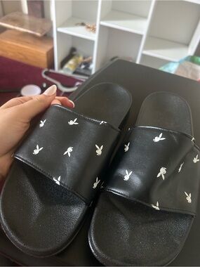 PLAYBOY Black Slide Sandals with White Bunny Print